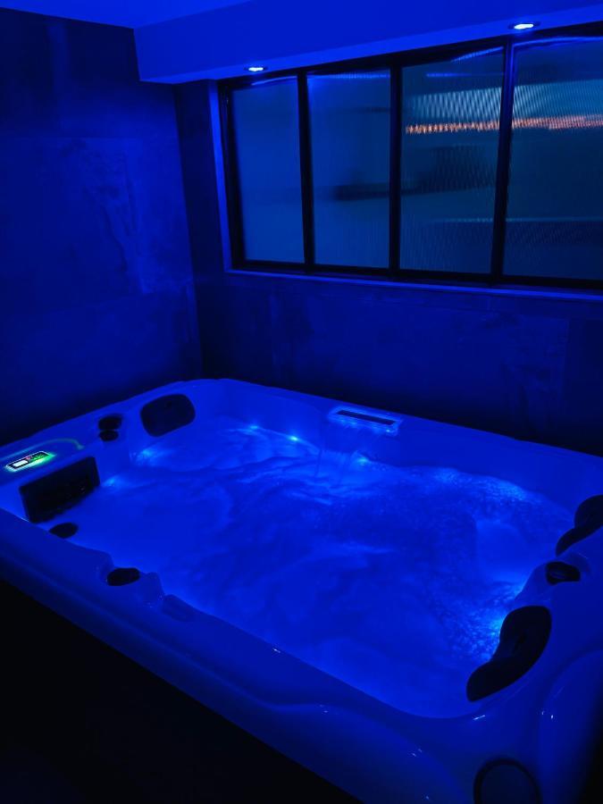 Spa & Vue Mer - Les O De Bandol Kültér fotó